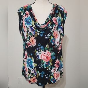 4/$25.  H&M  FLOWERED BLOUSE